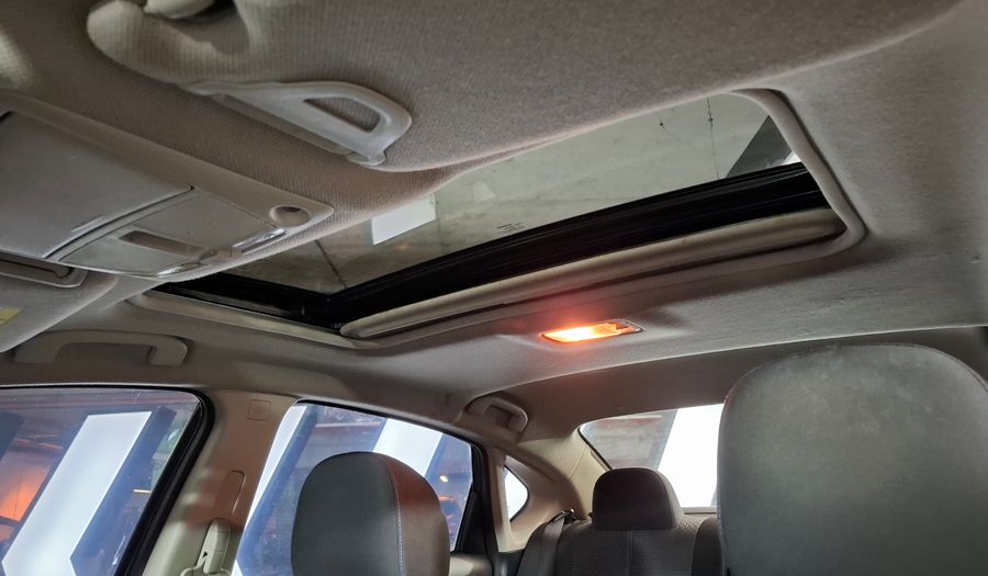 Nissan Sentra 1.8 SR AUTO Sedan 2017