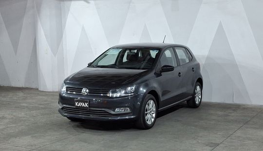 Volkswagen • Polo