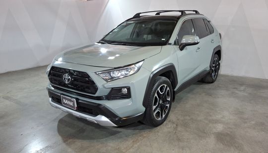 Toyota • RAV4