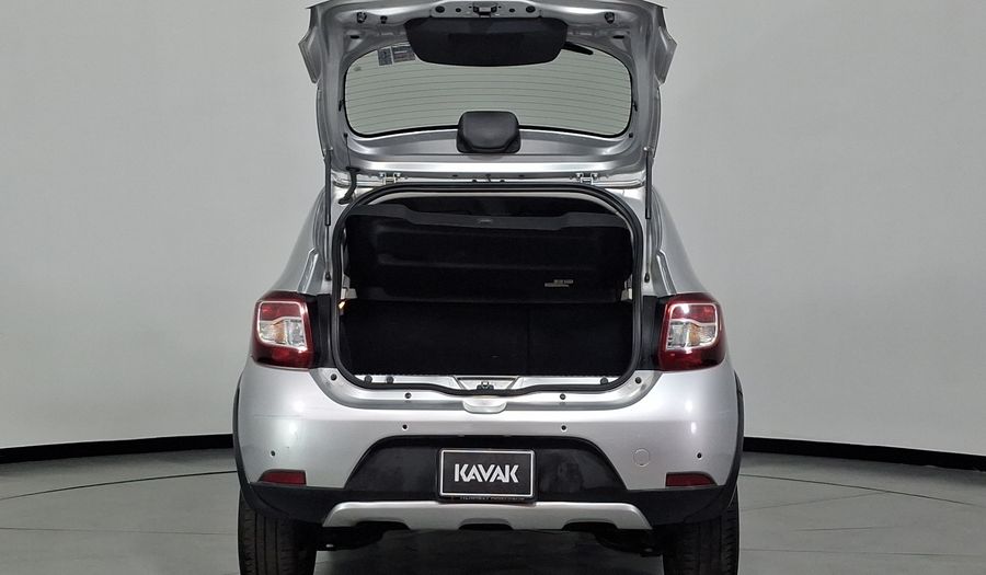 Renault Stepway 1.6 DYNAMIQUE MT Hatchback 2016