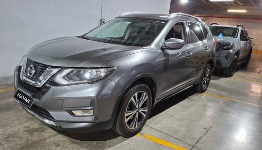 Nissan • X-Trail