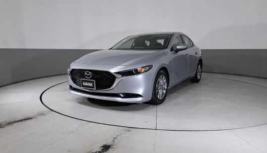 Mazda • Mazda 3