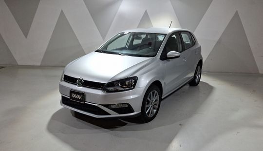 Volkswagen • Polo
