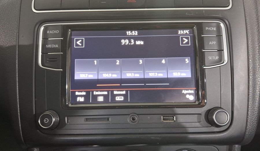 Volkswagen Polo 1.6 COMFORTLINE PLUS Hatchback 2021