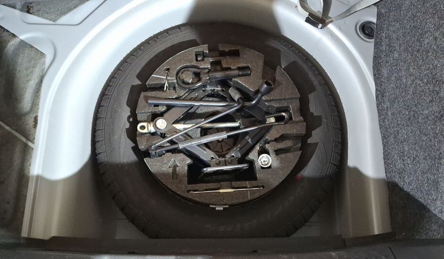 Volkswagen Polo 1.6 COMFORTLINE PLUS Hatchback 2021