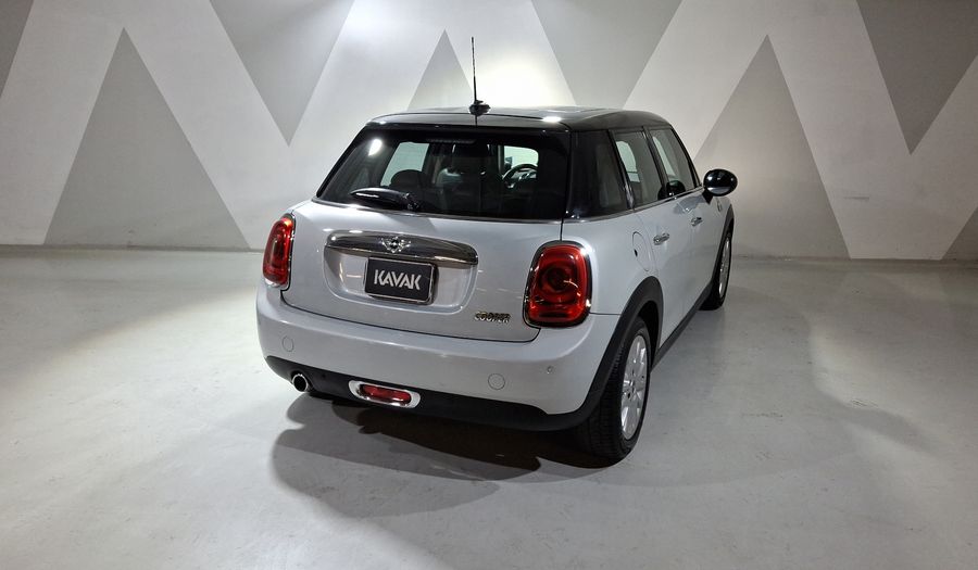 Mini Cooper 1.5 COOPER PEPPER AT Hatchback 2016