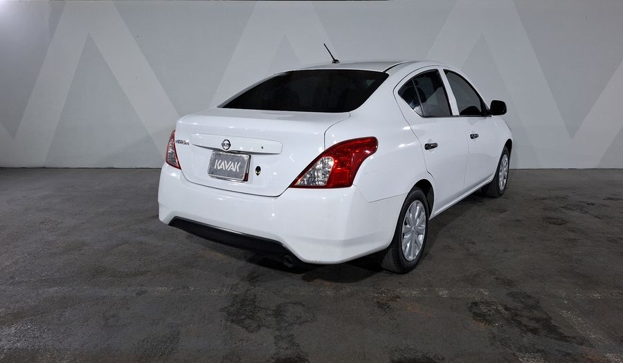 Nissan Versa 1.6 DRIVE A/C Sedan 2019