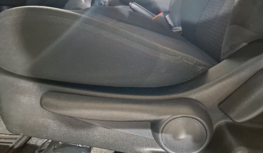 Nissan Versa 1.6 DRIVE A/C Sedan 2019