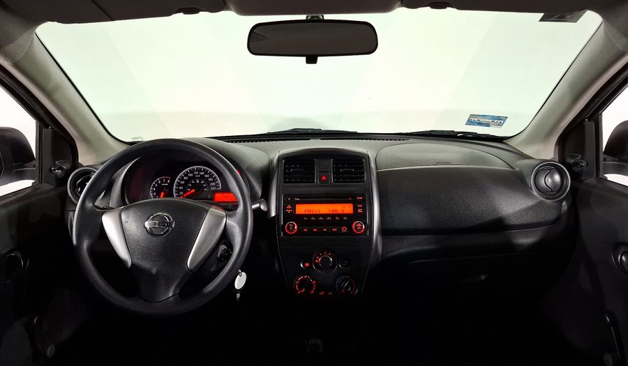 Nissan Versa 1.6 DRIVE A/C Sedan 2019