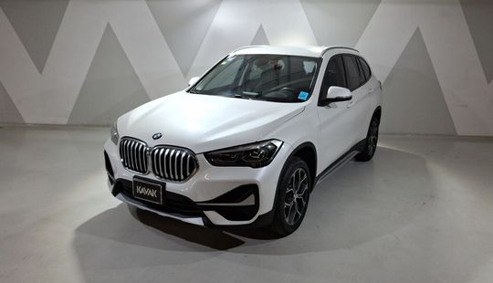 2021 • 65,000 km • Automático