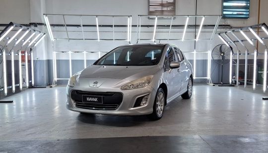 Peugeot • 308