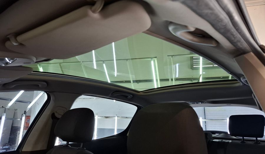 Peugeot 308 1.6 ALLURE NAV MT Hatchback 2012