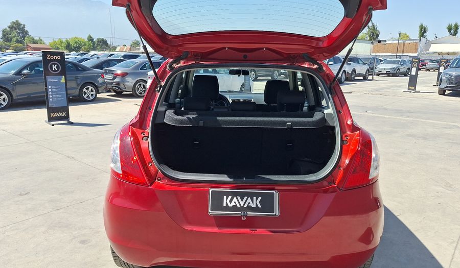 Suzuki Swift 1.4 GL AUTO Hatchback 2012