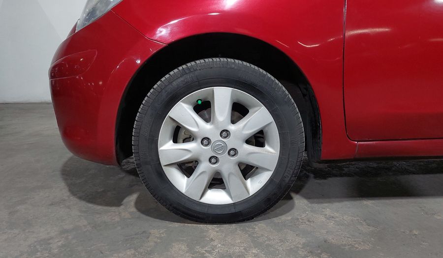 Nissan March 1.6 ADVANCE AT Hatchback 2012