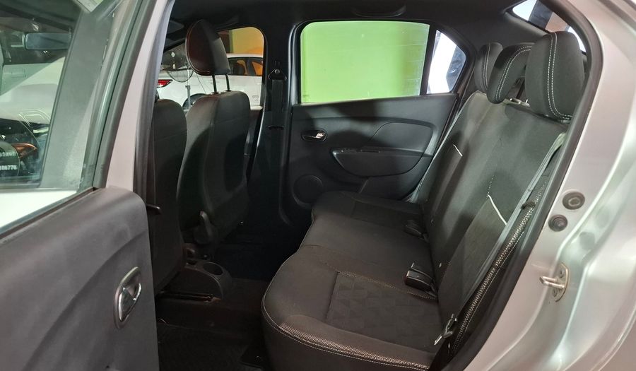 Renault Logan 1.6 ZEN Sedan 2022