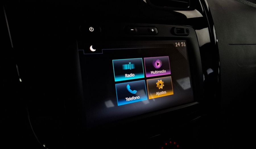 Renault Logan 1.6 ZEN Sedan 2022