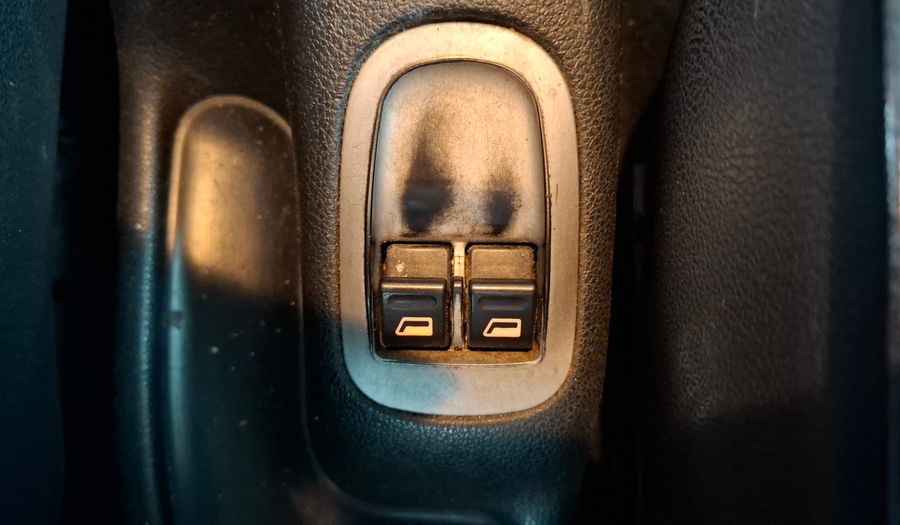 Peugeot 207 COMPACT 1.4 XS Hatchback 2010