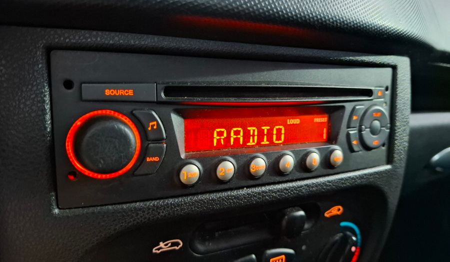 Peugeot 207 COMPACT 1.4 XS Hatchback 2010