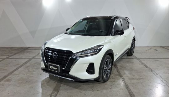 Nissan • Kicks