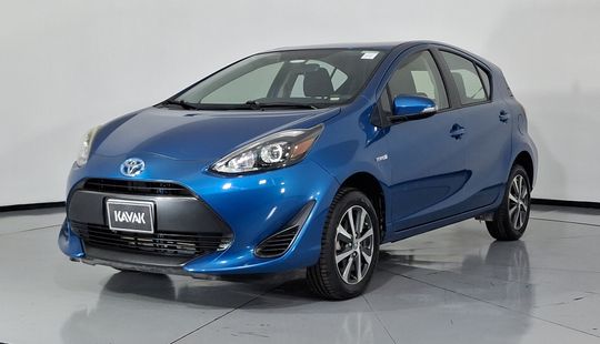 Toyota • Prius C
