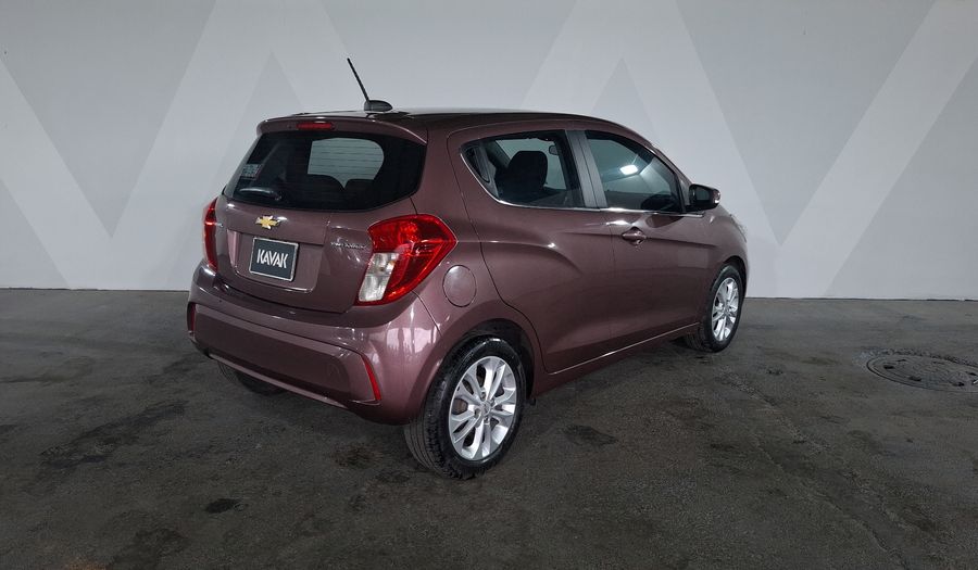 Chevrolet Spark 1.4 PREMIER C Hatchback 2021