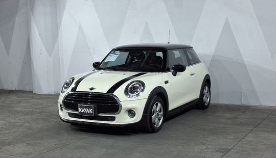 Mini • Cooper