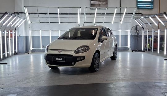 Fiat • Punto