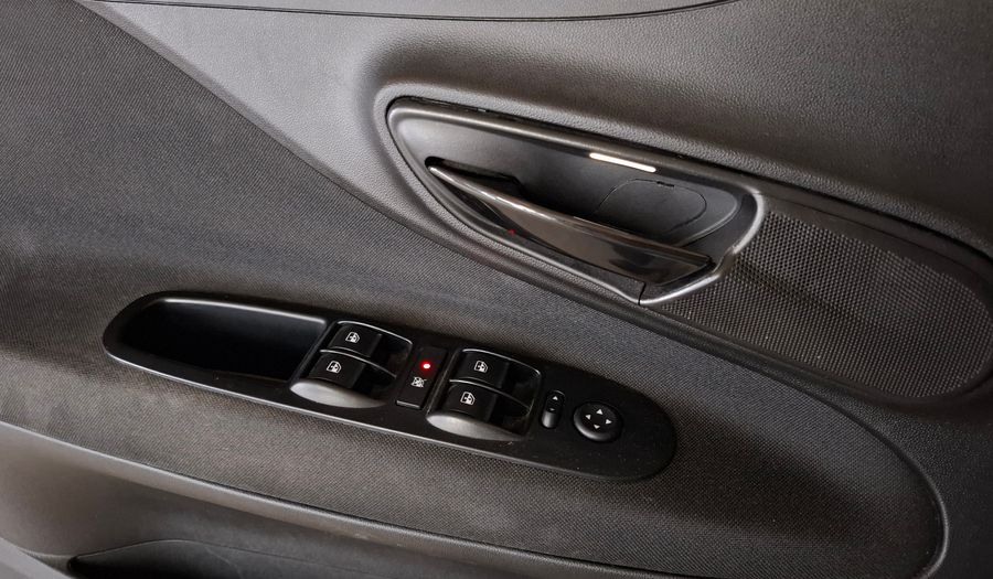 Fiat Punto 1.6 16V SPORTING 5P Hatchback 2016