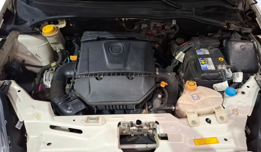 Fiat Punto 1.6 16V SPORTING 5P Hatchback 2016