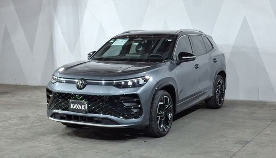 Volkswagen • Tiguan