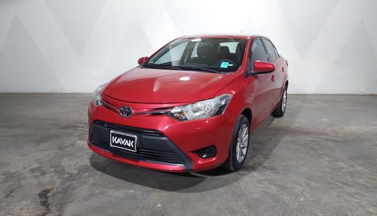 Toyota • Yaris