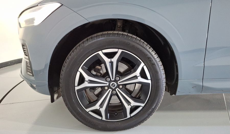 Volvo Xc60 2.0 B5 MHEV MOMENTUM AUTO AWD Suv 2022