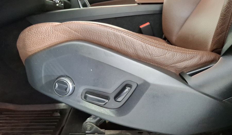 Volvo Xc60 2.0 B5 MHEV MOMENTUM AUTO AWD Suv 2022