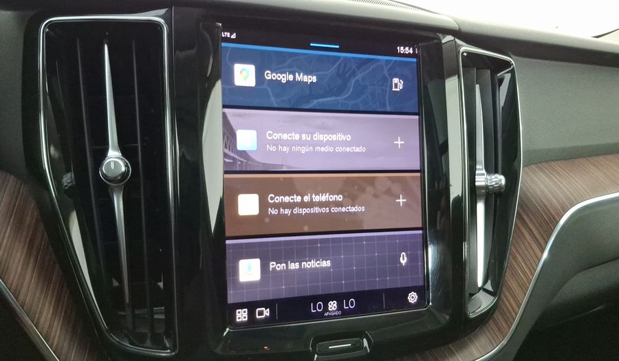 Volvo Xc60 2.0 B5 MHEV MOMENTUM AUTO AWD Suv 2022