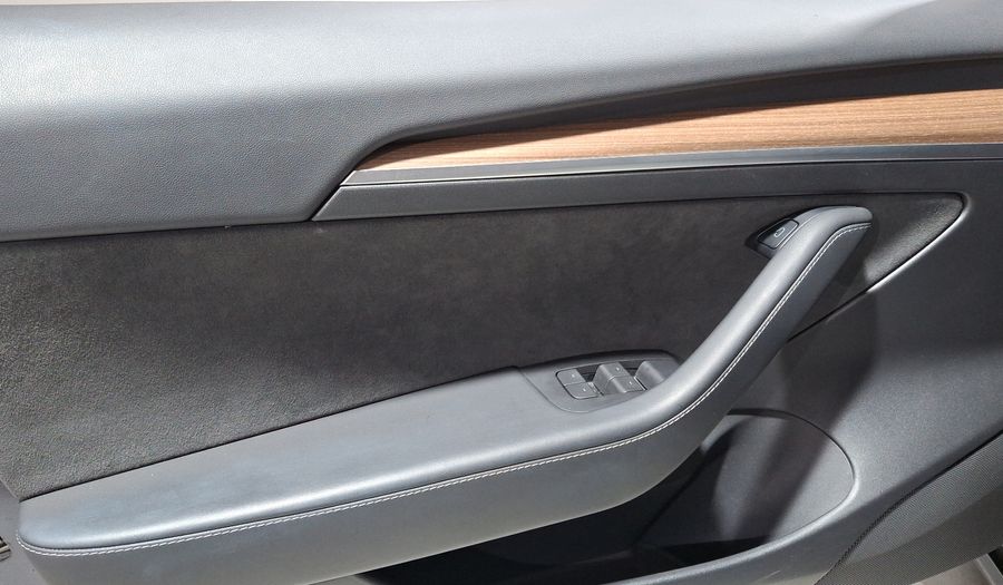 Tesla Model 3 BEV 50KWH STANDARD RANGE PLUS AUTO Sedan 2022