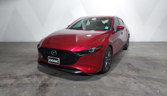 Mazda • Mazda 3