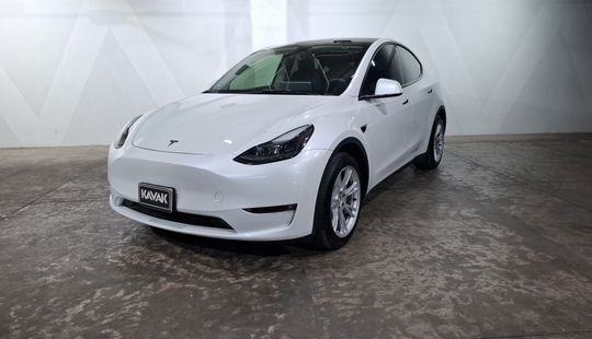 Tesla • Model Y
