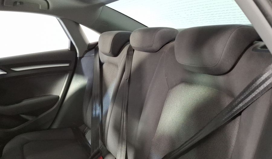 Audi A3 1.4 35 TFSI DYNAMIC DCT Sedan 2020