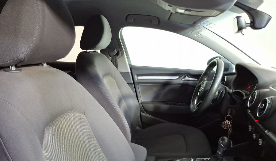 Audi A3 1.4 35 TFSI DYNAMIC DCT Sedan 2020