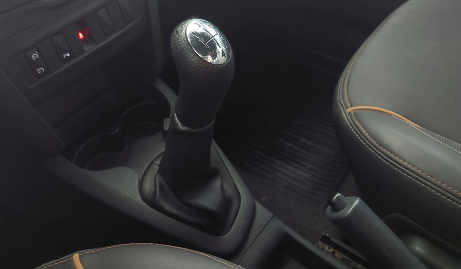 Renault Sandero Stepway 1.6 ZEN Hatchback 2023