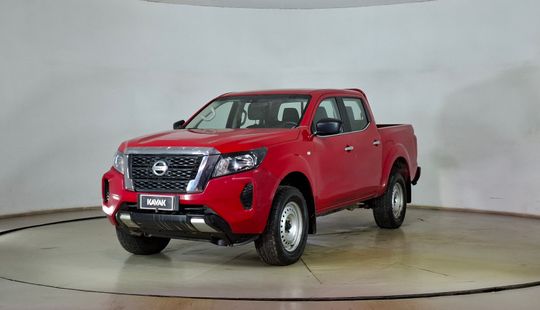 Nissan • Navara