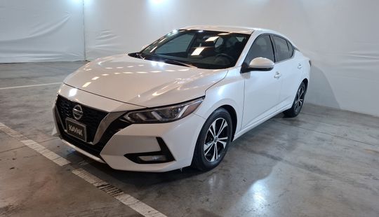 Nissan • Sentra
