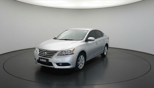 Nissan • Sentra
