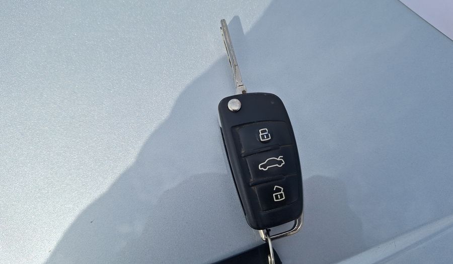 Audi A3 1.2 TFSI S TRONIC ATTRACTION SPORTBACK Hatchback 2014