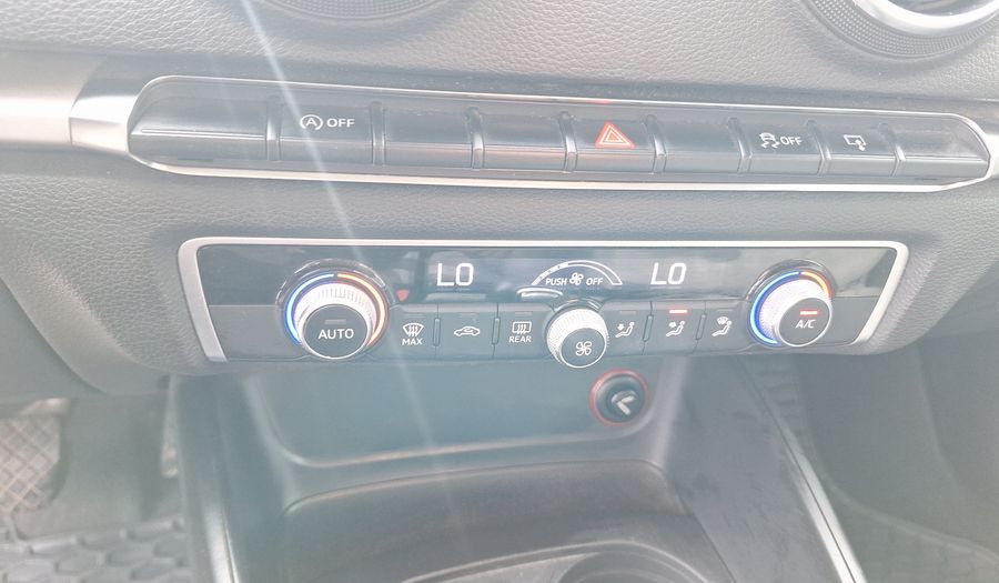 Audi A3 1.2 TFSI S TRONIC ATTRACTION SPORTBACK Hatchback 2014