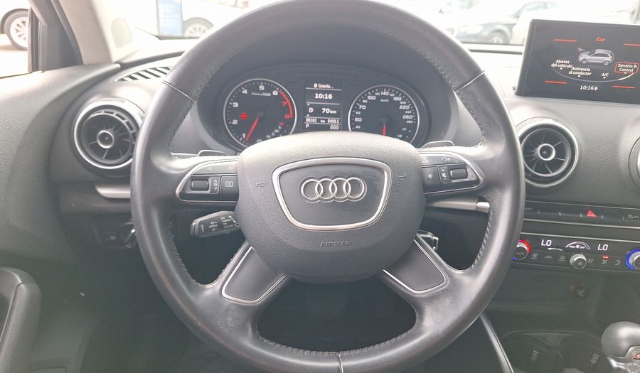 Audi A3 1.2 TFSI S TRONIC ATTRACTION SPORTBACK Hatchback 2014