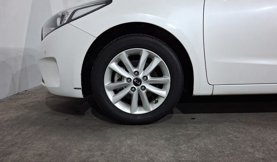 Kia Forte 2.0 EX Hatchback 2018