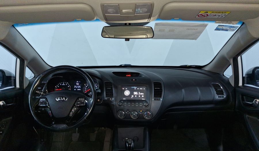 Kia Forte 2.0 EX Hatchback 2018