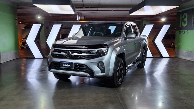 Volkswagen • Amarok