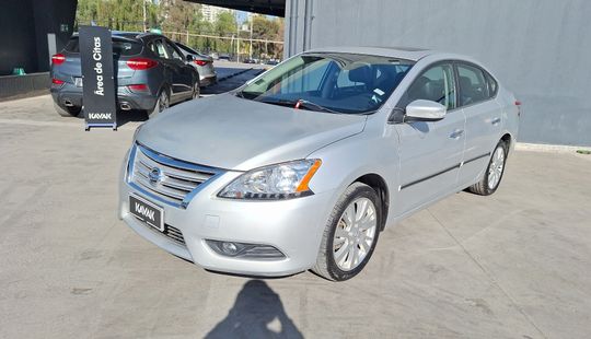 Nissan • Sentra
